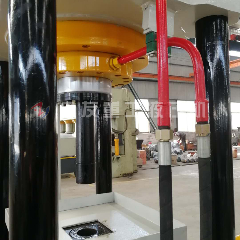 200噸礦物質(zhì)粉末成型液壓機